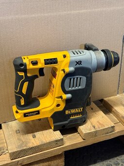 AKU kombinovane kladivo Dewalt - 2