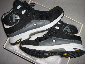 Predam obuv zn.ALFA VIBRAM GORETEX vel. 42 - 2