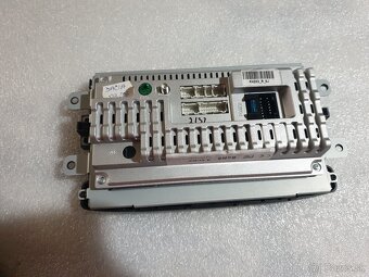 Predam autoradio Dacia Sandero,Daster - 2