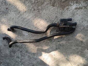 BMW f10 pumpa chladenia - 2