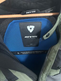 Revit cayenne 2 moto bunda - 2