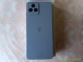 Ponúkam na predaj mobilný telefon... - 2