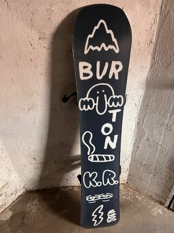 Snowboard doska Burton - 2