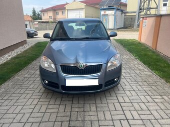Škoda Fabia II 1.2 HTP Ambiente, klima, top stav - 2