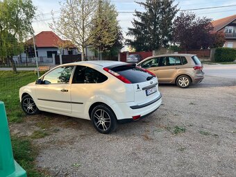 Ford Focus - 2