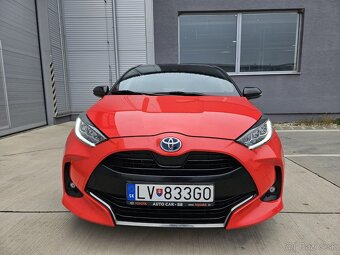 Toyota Yaris 1.5 Hybrid e-CVT Premiere Edition - 2