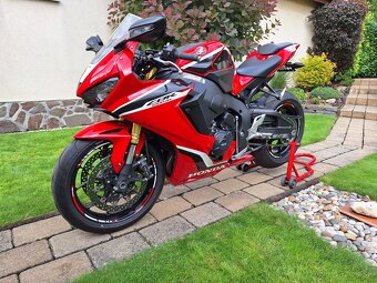 Honda CBR 1000RR 2018 - 2