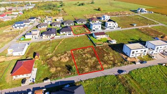 PREDAJ- 🏡 Stavebné pozemky na výstavbu rodinného domu – Veľ - 2