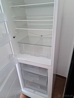 Predám chladnicku s mraznickou ELEKTROLUX - 2