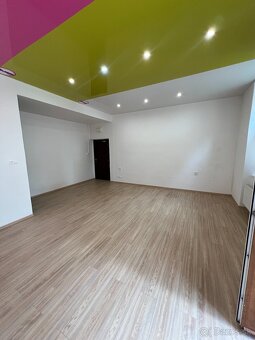 Nový prerobený obchodný priestor na prenájom - 2