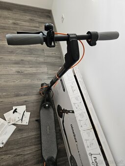 Elektrokolobežka Ninebot KickScooter F30E - 2