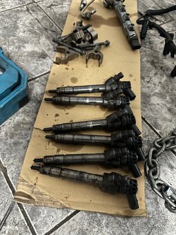 Vstrekovač vstrek BMW 3.0d 190kw n57d30 0445110478 781070202 - 2