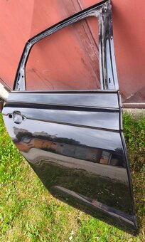 VW Polo 6 dvere zadne prave VW Polo 2G - 2