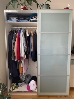 Skirňa Ikea - Pax - 2