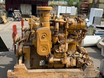 Motor Buldozér T-170 - 2