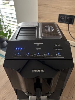 Kávovar Siemens EQ.300 - 2