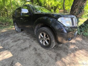 Predám Nissan patfinder r51 POKAZENÝ MOTOR - 2