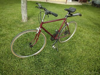 Cestný bicykel Favorit - 2