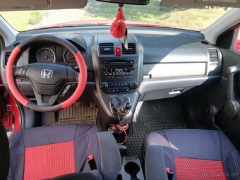 Honda CR-V 2,2 i-DTEC 110kW 4x4 manuál - 2