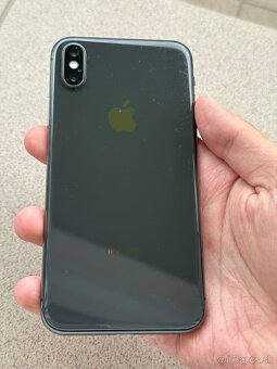 Predam iPhone X 64GB cierny - 2