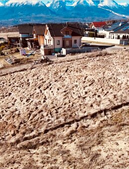 Stavebný pozemok s výhľadom na Tatry 1229m² - 2