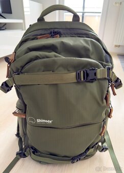 Predám batoh Shimoda Explore V2 25 Starter Kit zelený - 2