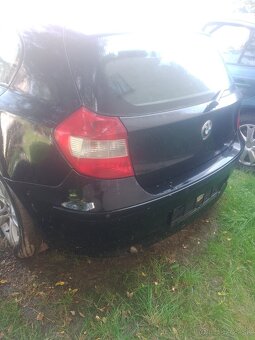 ROZPREDAM BMW E87 CIERNA - 2