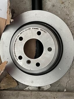 Brzdy Brembo (kotúče a platničky) - 2