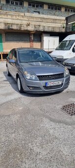 Opel astra H - 2