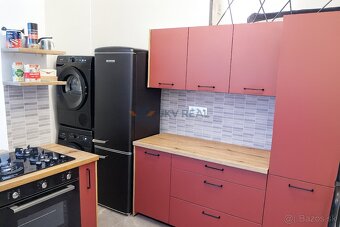 Predaj - ponúkame 2,5 izbový byt v historickom centre Košíc. - 2