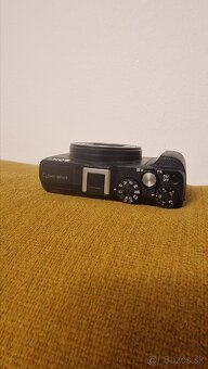 Sony DSC-HX60 - 2