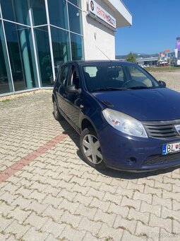 Dacia sandero - 2