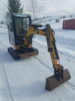 Minibager Caterpillar Cat 301.8 - 2
