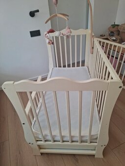 Detská postieľka so zásuvkou a matracom - 2