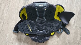 Predám detskú hokejovú vestu - 2