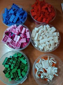 LEGO stavebné kocky (2 kg) - 2