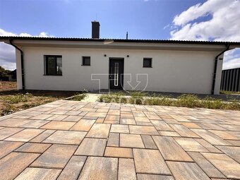 NOVOSTAVBA TEHLOVÉHO 4-IZBOVÉHO RODINNÉHO DOMU, 107m2,... - 2