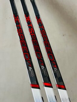 Predám hokejky CCM Jetspeed FT6 PRO SR nové - 2