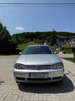 VW Golf IV - 2