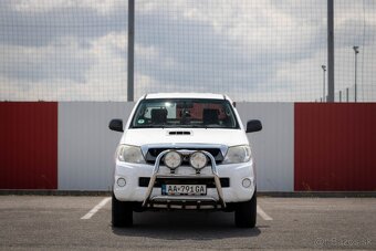 Toyota Hilux DC 2.5 I D-4D Terra - 2