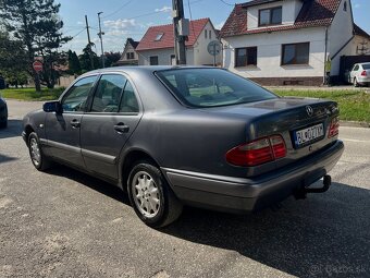 Mercedes-Benz E-Class W210 E200 CDI (1998) – Automat - 2