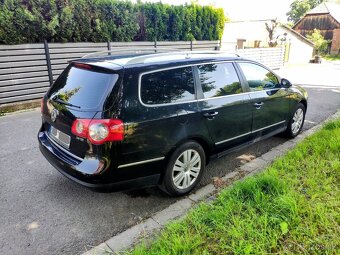 Volkswagen Passat - 2