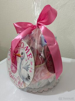Originálna plienková torta pre dievčatko - 2