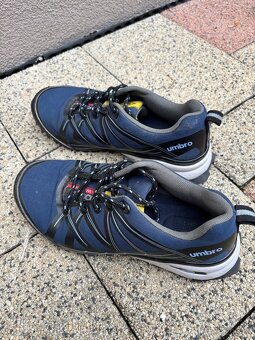 Obuv umbro - 2