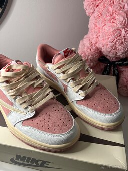 Travis Scott Air Jordan 1 Low Shy Pink,, - 2