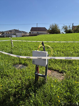 Exkluzívne predaj pekný 776 m2 st.pozemok Alekšince pri NR - 2