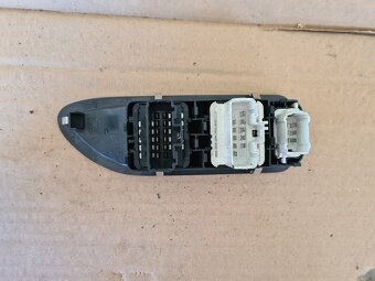 Ovládač okien LP Renault Laguna II - 2