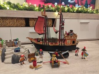 Obrovská Pirátska loď a ďalšie časti PLAYMOBIL - 2