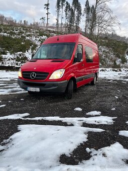 Mercedes-Benz Sprinter - 2