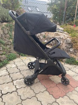 Športový samoskladací kočík - 2